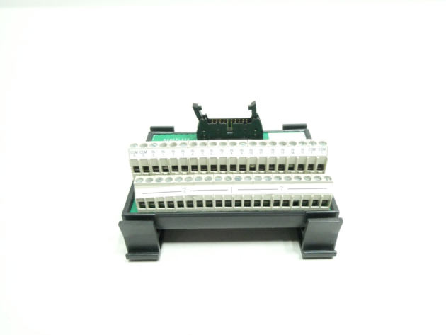 AB 1734-IV8 Input Module: Advanced Industrial Control System, High-Performance Input Solution - Image 2